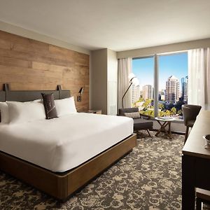 Guest room 1 King City View Hearing Accessible